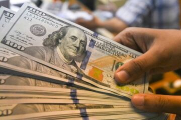 Dólar alcanza nuevo máximo de 1.280 pesos tras seis jornadas al alza; Merval y bonos en dólares sufren caídas significativas