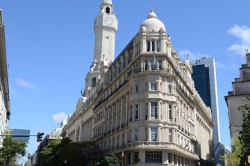 Oposición en la Legislatura porteña propone subte gratis para jubilados mientras el oficialismo se opone por costos fiscales