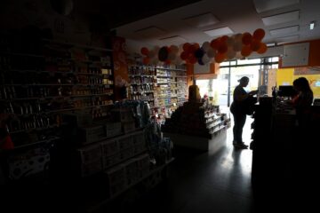 La ola de frío revela la fragilidad del sistema energético con cortes de gas y electricidad en medio de récord de consumo