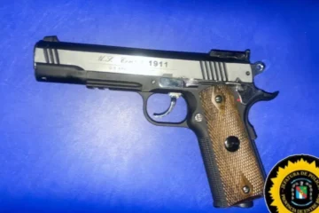 Allanamiento en Paraná: incautan armas, municiones y una moto tras amenazas recibidas