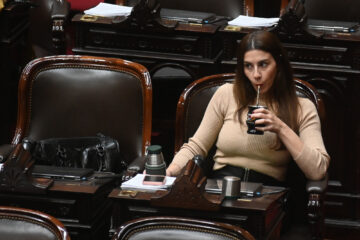 Marcela Pagano dio quórum en una sesión sensible para el Gobierno y Lilia Lemoine la acusó de jugar para la oposición: “Se llama blanqueo”