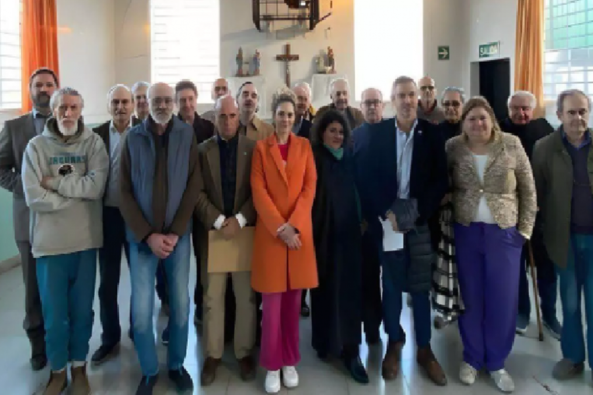 La Justicia archiva la investigación sobre la visita de la comitiva libertaria a Astiz