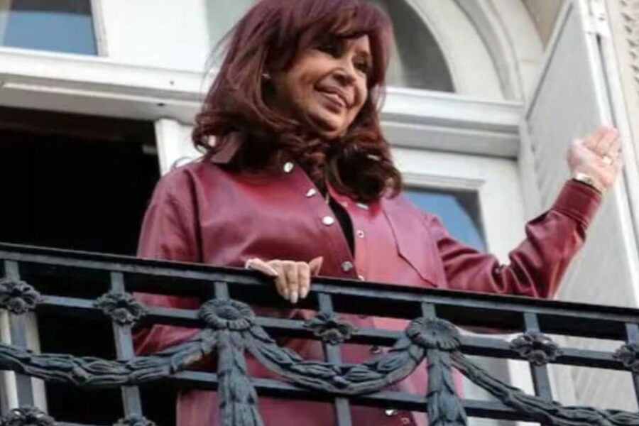 Cristina Kirchner comparte su primer video tras ser colocada en prisión domiciliaria