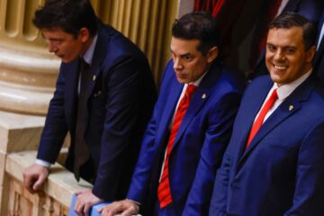 “Fuerzas celestiales” vs. “terrenales”. El círculo de Caputo responsabiliza a los Menem por las malas señales en el Congreso