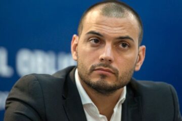 Álvarez Agis responde a Milei: “El Presidente piensa que los insultos le otorgan mayor poder”