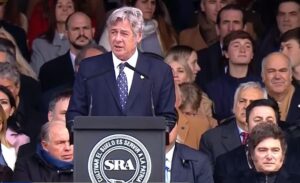 La Rural solicita a Milei la eliminación de retenciones y aclara que el campo “no es un aliado partidario”