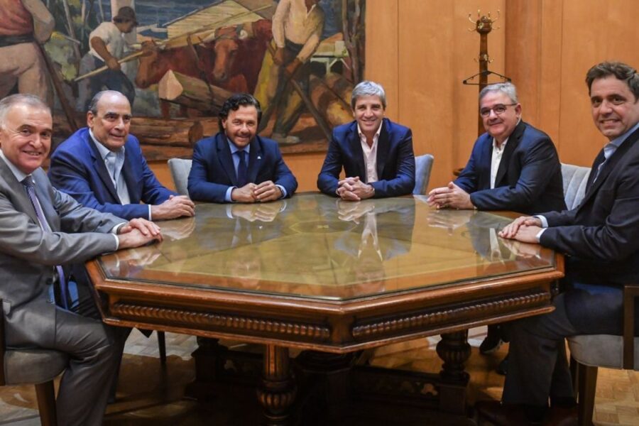 El Gobierno define si rompe el hielo con gobernadores en la Exposición Rural