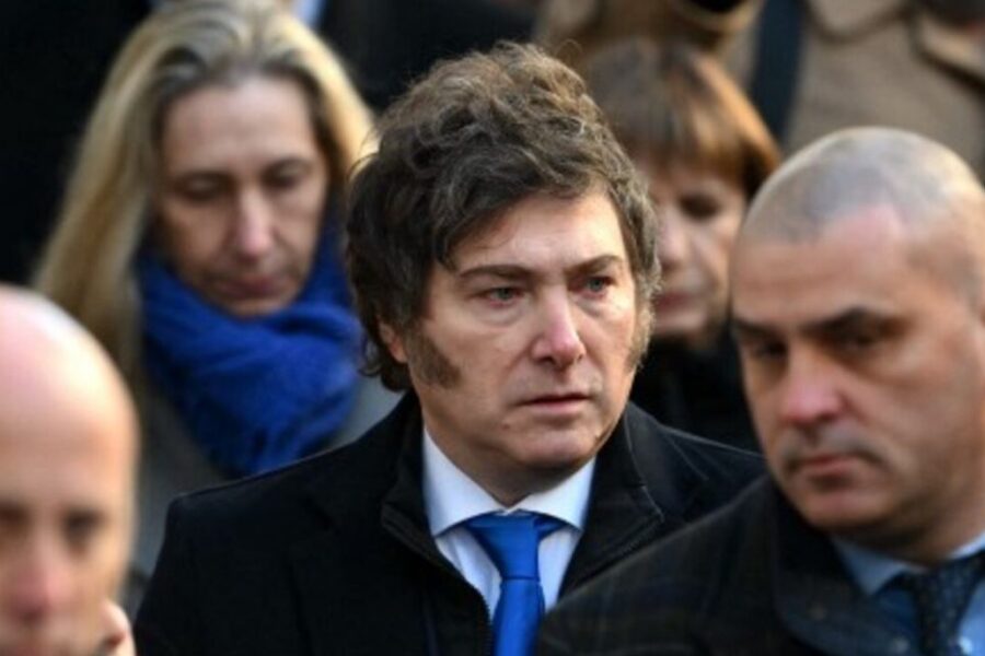 Javier Milei y sus funcionarios enfrentan al peronismo tras la extensión del plazo para el cierre de listas