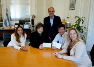 Interna en el Gobierno. Recrudecieron las diferencias por la estrategia política y se espera que Milei baje el martillo