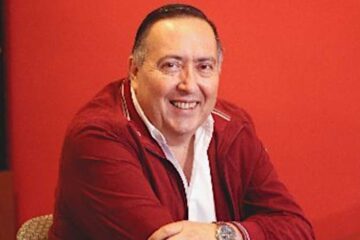 La Justicia revela información bancaria del pastor que “convierte” pesos en dólares y se reunió con Javier Milei