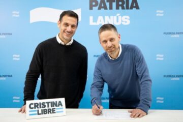 Intendente presenta a su candidato con cartel “Cristina libre” en el acto político