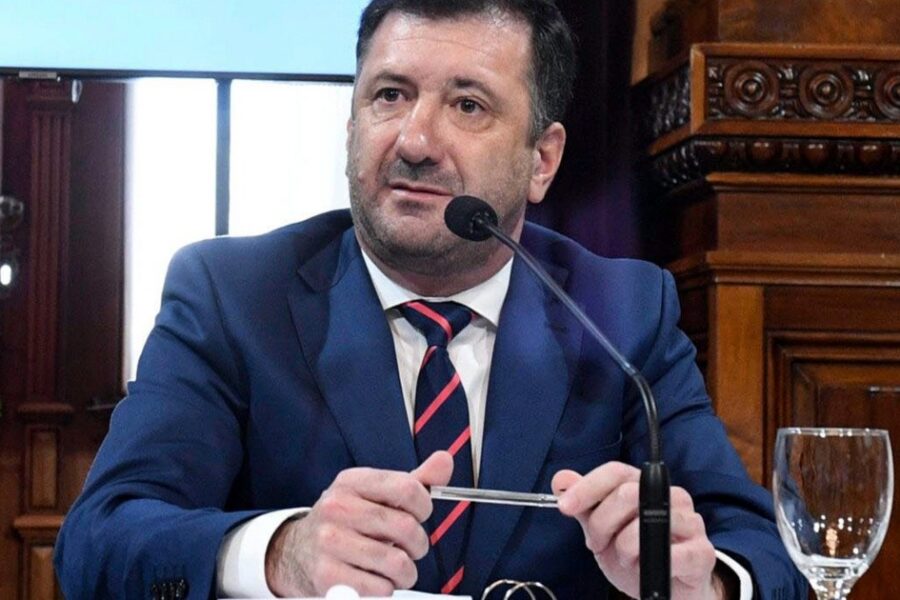 Caso Kueider: ordenan la extradición del ex senador detenido con más de 200.000 dólares en Paraguay