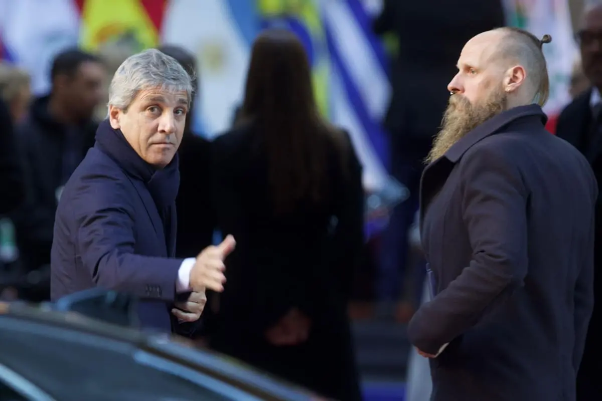 Bajo la órbita de Caputo. La Aduana quedó en la mira por el avión de Scatturice al que no le controlaron el equipaje