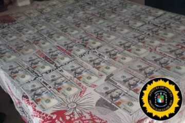 Robaron 5 mil dólares: hallan el dinero tras allanamiento en casa de empleada doméstica