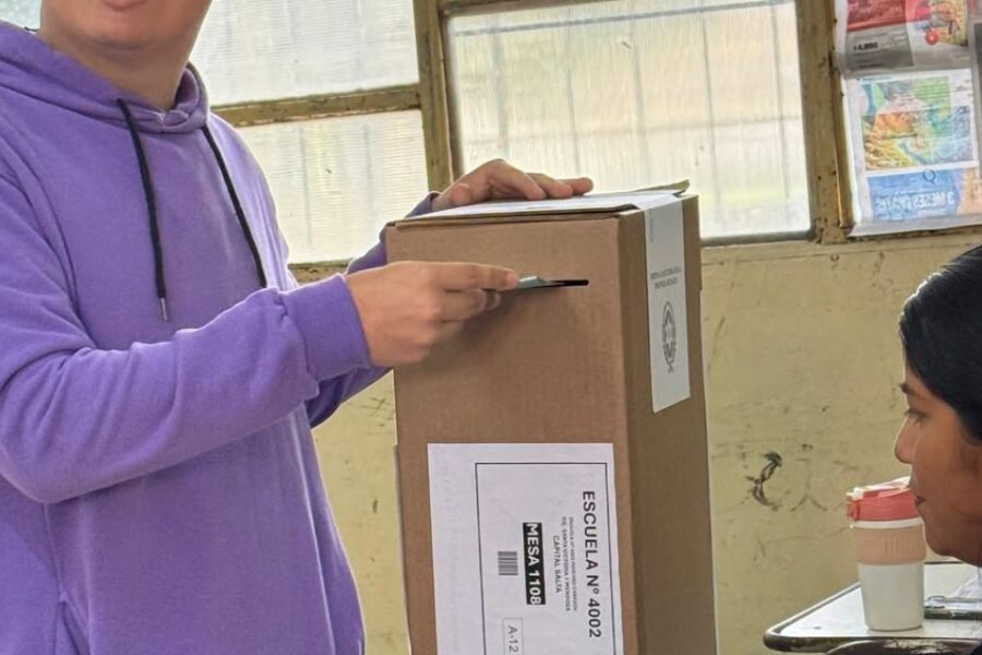 El Concejo Deliberante de Salta mantiene a concejal libertario acusado de extorsión sexual tras rechazar su renuncia