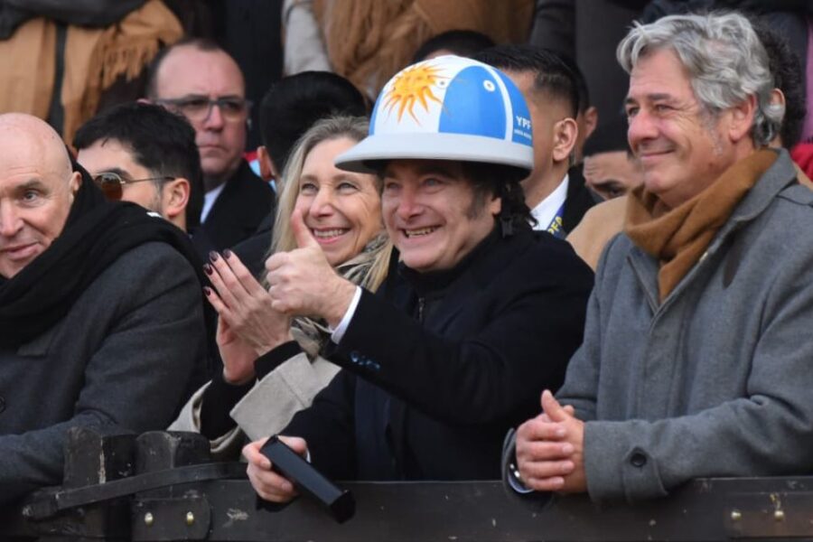 Las impresionantes imágenes del presidente Javier Milei y su equipo en la Rural de Palermo