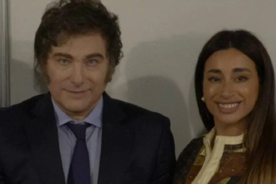 Imágenes reveladoras sobre el ingreso descontrolado de 10 valijas desde un vuelo privado de Miami al país