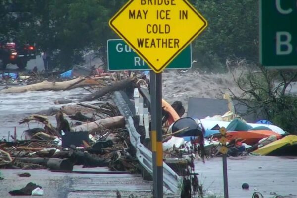 Al menos 24 muertos en Texas debido a intensas inundaciones que devastan la región