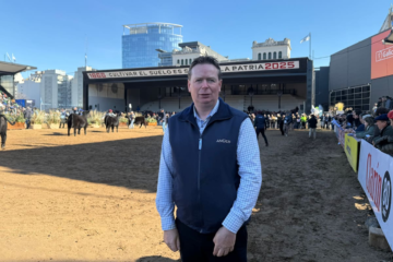 La máxima figura de la raza de carne se sorprende por su experiencia en la Rural