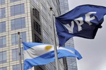 YPF obtiene una pausa: la Cámara de Apelaciones frena temporalmente la decisión de la jueza Preska