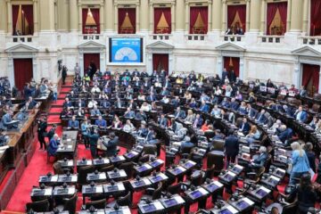 Oposición impulsa dictamen para redistribuir ingresos del impuesto a combustibles a provincias