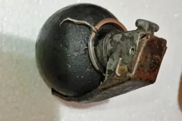 Allanan a hombre por amenazar a su ex pareja y descubren una granada en su poder