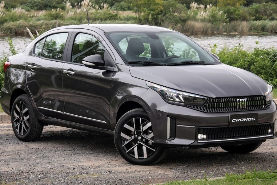 Fiat Cronos regresa al liderazgo en ventas de autos 0 km en Argentina tras un año de dominio en el mercado entre 2020 y 2023.