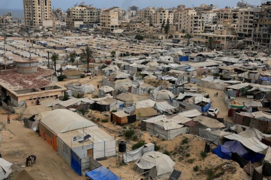 Israel restablece el suministro de tiendas de campaña y material de refugio en la Franja de Gaza