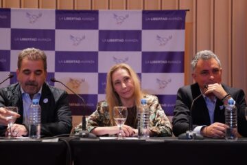 La Libertad Avanza y el PRO siguen negociando en el día del cierre de alianzas