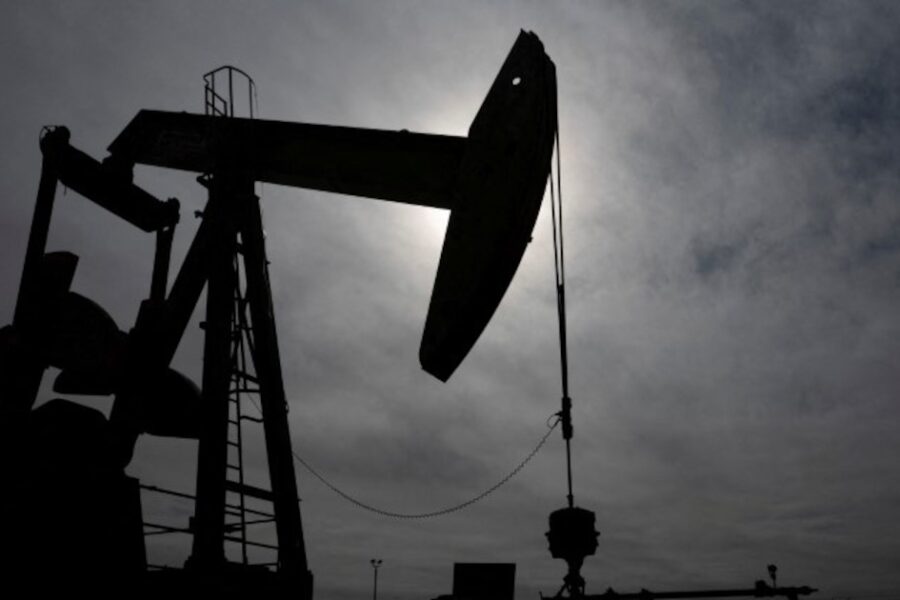 OPEP ajusta hacia arriba su previsión de demanda de petróleo para 2026