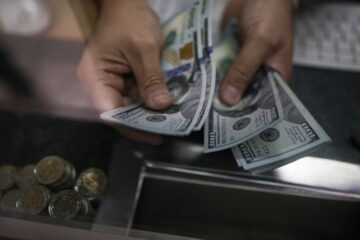 Inflación, dólar y salarios: evolución del poder adquisitivo en la gestión Milei según un informe privado