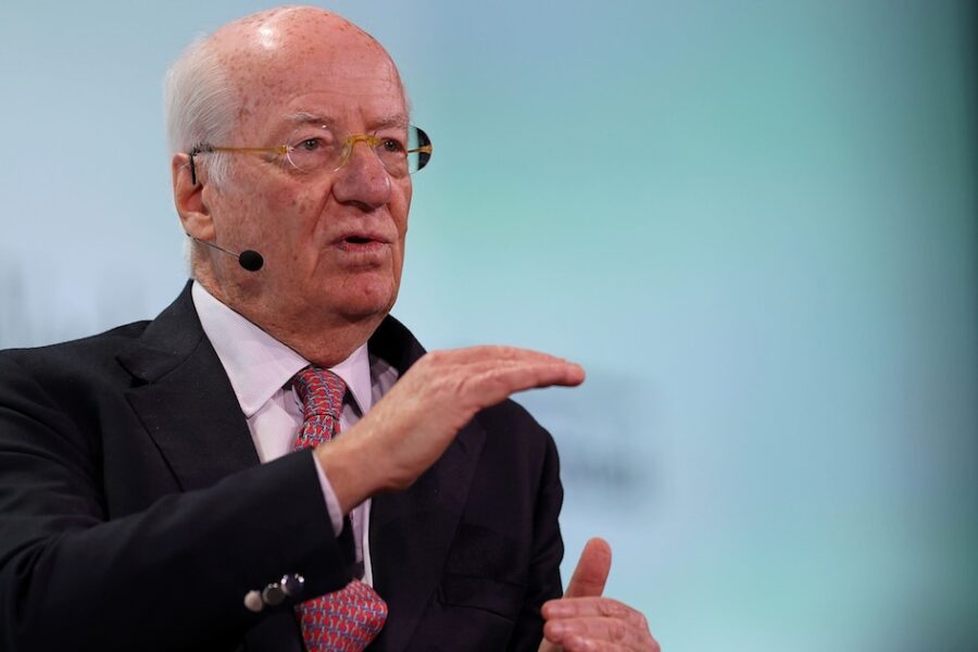 Industriales expresan inquietud por la ola importadora y la amenaza del acero chino, advierte Paolo Rocca de Techint