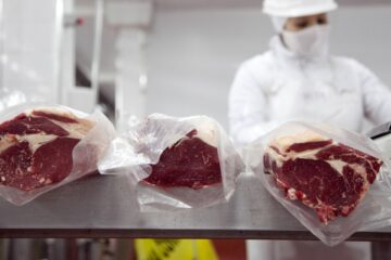 BRASIL refuerza ventas de carne a CHINA por aranceles de TRUMP, obligando a ARGENTINA a reconsiderar su estrategia comercial