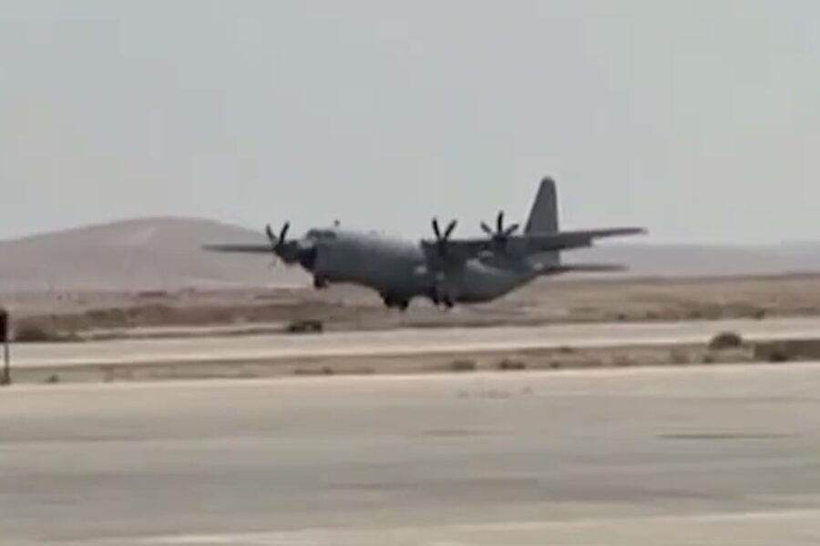 Italia inicia ayuda humanitaria en Gaza mientras el Reino Unido aumenta su financiamiento para la crisis.