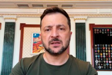 Zelensky denuncia que la falta de un alto al fuego por parte de Rusia complica el camino hacia un acuerdo de paz