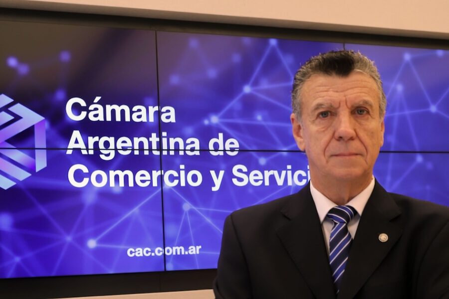 Mario Grinman defiende modelo económico frente a oposición y destaca logro de bajar la inflación en medio de controversias