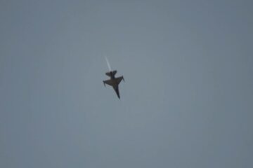 Piloto de avión de combate muere en Polonia: impactante video del trágico accidente se vuelve viral