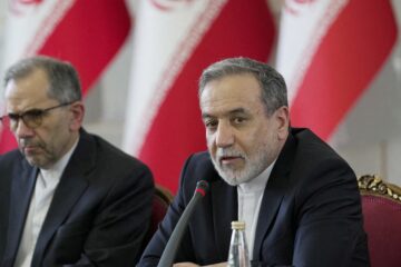 Nuevas sanciones de potencias europeas a Irán antes de reiniciar las negociaciones sobre el programa nuclear