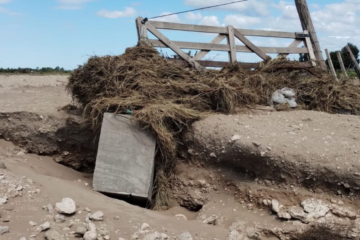 Atraso de fondos genera controversia en la reactivación de obras tras las inundaciones