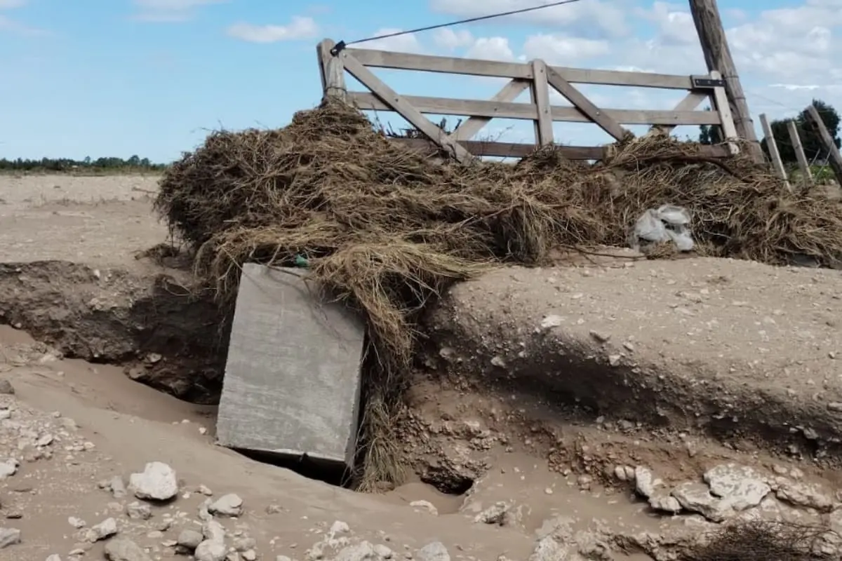Atraso de fondos genera controversia en la reactivación de obras tras las inundaciones