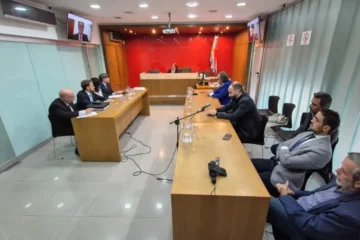 Nuevo fallo permite apelaciones en casos de Contratos truchos, abriendo camino a defensores afectados.