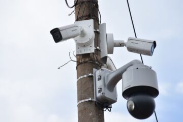 La Libertad Avanza se compromete a suprimir las cámaras recaudatorias de multas automáticas para mejorar la justicia vial