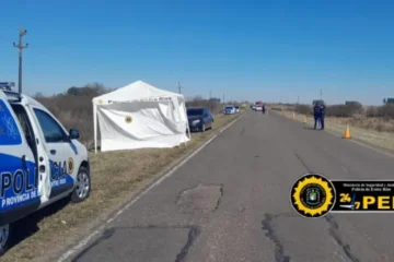 Niño de 10 años fallece tras ser atropellado por un auto mientras andaba en bicicleta en ruta 18: conductor detenido