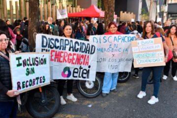 agrupaciones se movilizan contra el veto a la ley de emergencia en discapacidad en defensa de derechos humanos