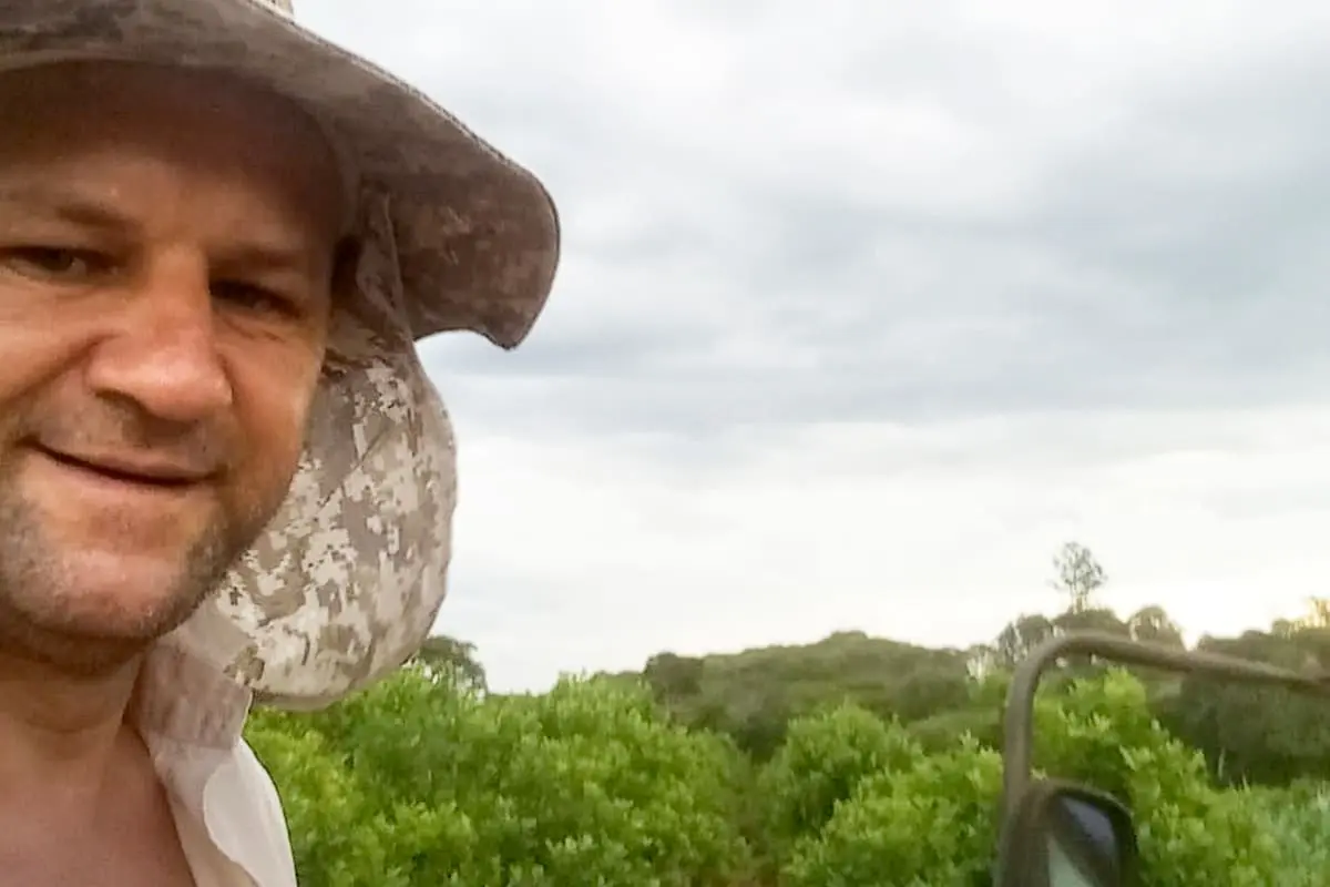 Productor amenaza con incendiarse para exigir el pago de una deuda supuestamente pendiente