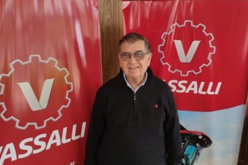 Un pionero en la industria agrícola con más de 50 años de experiencia en tractores y fábricas en constante evolución