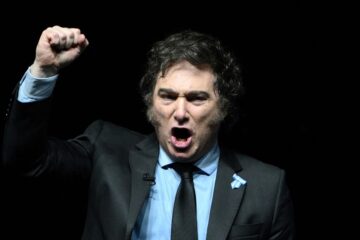 La Libertad Avanza se consolida en intención de voto al capitalizar el descontento social según encuesta.