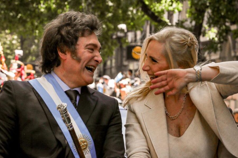 La Libertad Recalcula: Karina permanece callada mientras Milei comparte elogios y temas de economía en redes