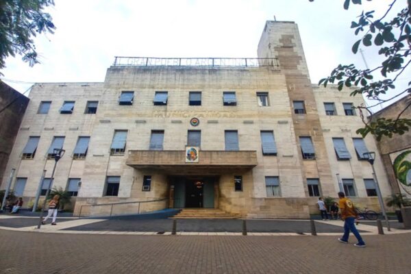 Suspensión temporal de Partarrié de proveedores municipales