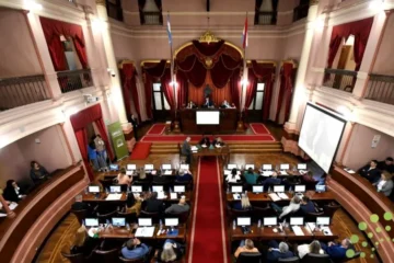 Postergan debate sobre endeudamiento en la Cámara de Diputados